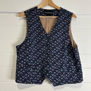Wildfang Empower Vest in Blue, Purple & Pink Pattern Size L